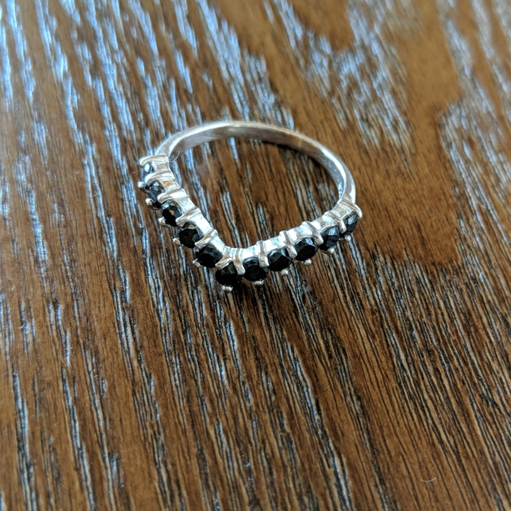 Sterling silver black crystal chevron ring
